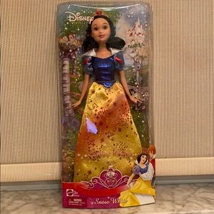 Disney Snow White Barbie